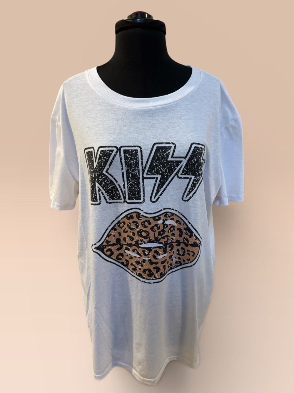 White KISS Graphic Tee with Leopard Lips